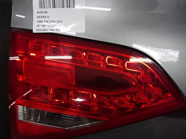 ACHTERLICHT LINKS ACHTERKLEP Audi A4 (B8) (01-2007/12-2015), Gebruikt, Audi