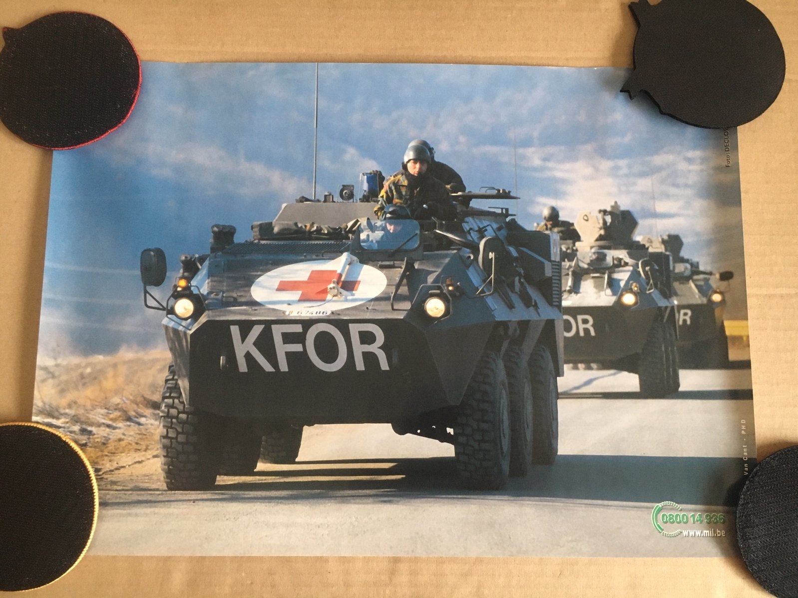 Poster : Belgische Landmacht Defensie - KFOR., Verzamelen, Ophalen, Nieuw, Rechthoekig Liggend, Overige onderwerpen