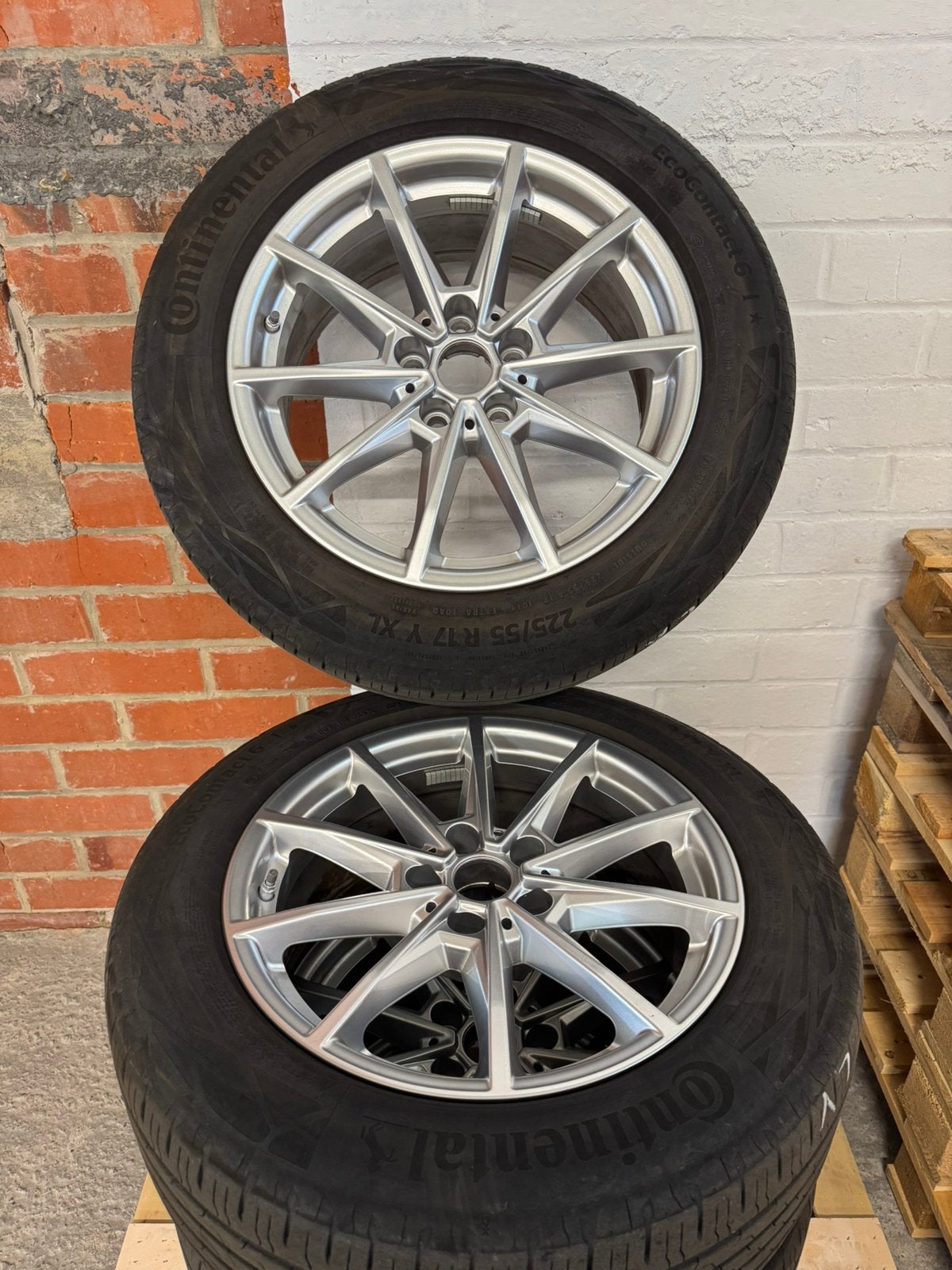 BMW i4 wielen origineel zonder schade, Ophalen, Velg(en), 17 inch, Personenwagen
