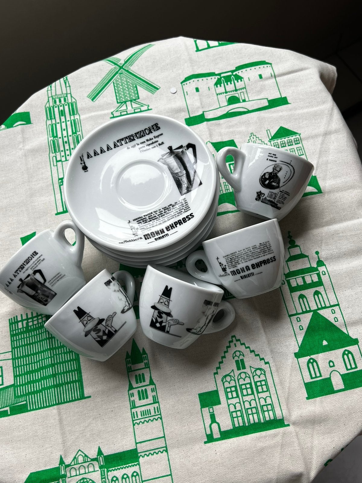 Lot de 5 sacs à mugs bialetti, Service complet, Enlèvement ou Envoi, Comme neuf, Porcelaine