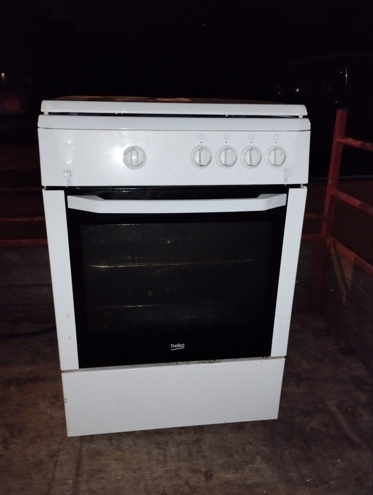 Gasfornuis met oven BEKO - 9 jaar oud, Enlèvement, Gaz