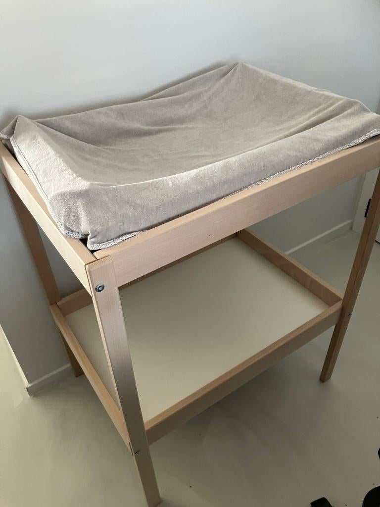 IKEA Verzorgingstafel, Kinderen en Baby's, Kinderkamer | Commodes en Kasten, Ophalen, Zo goed als nieuw, Commode