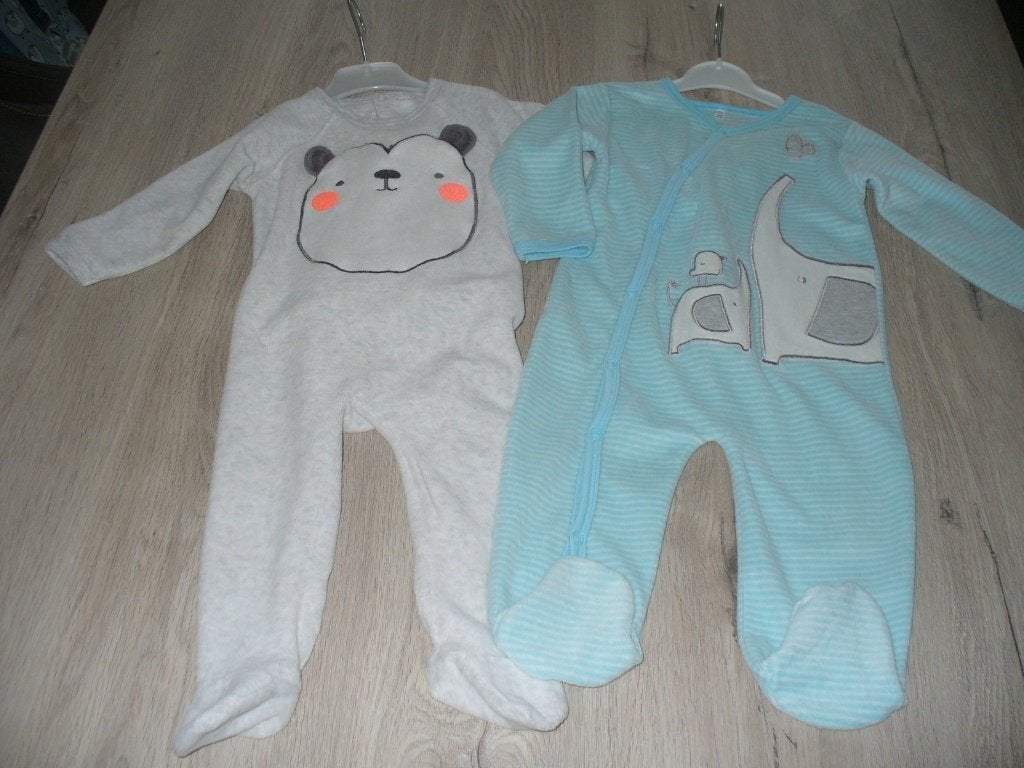 2 Boxpakjes maat 80, Kinderen en Baby's, Ophalen of Verzenden, Zo goed als nieuw, Jongetje, Pakje