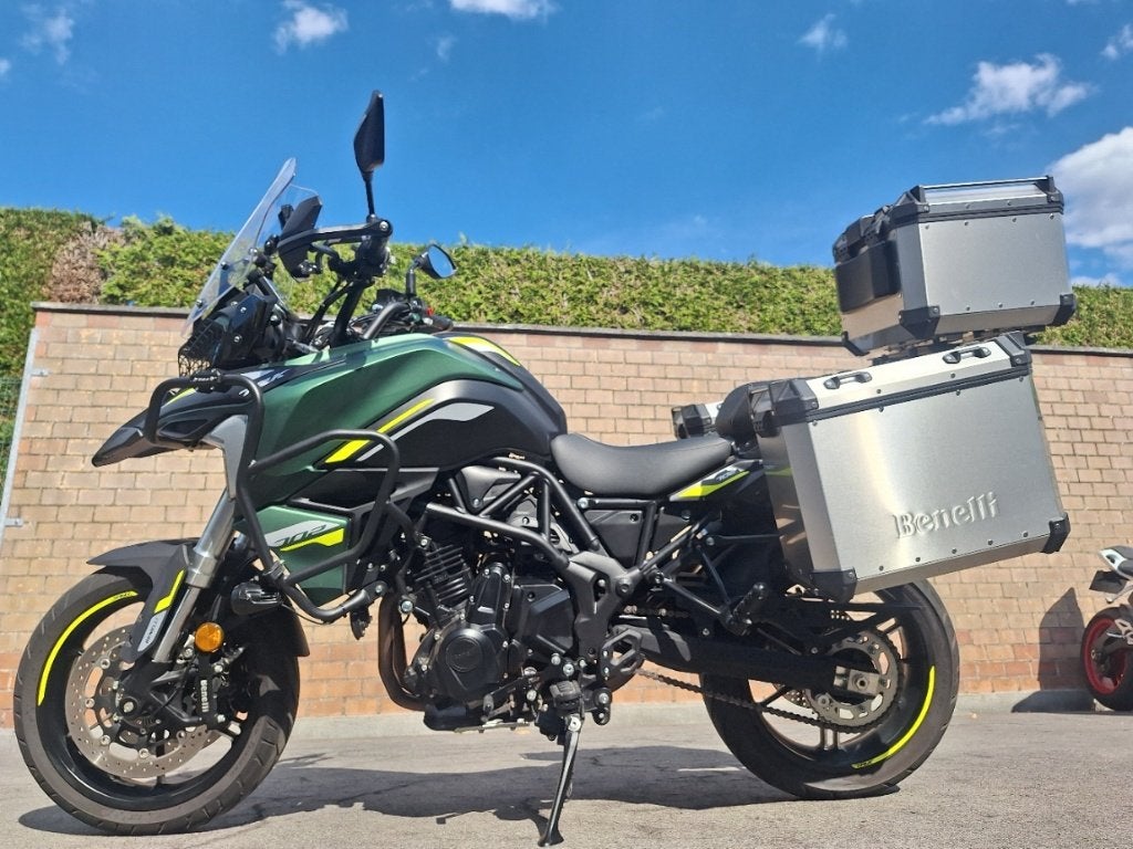 Benelli TRK 702 en parfait état avec garantie, Permis Moto A, Occasion, Plus de 35 kW, CommV Motos Raes