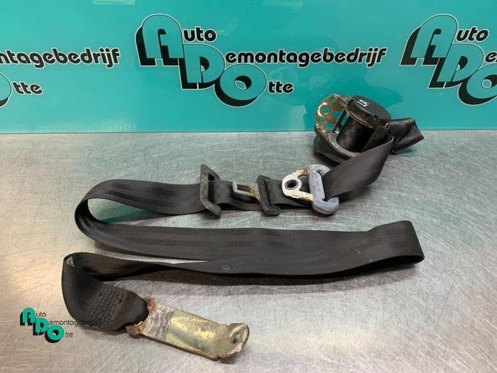 Veiligheidsgordel links-achter van een Volkswagen Corrado, Gebruikt, -, Volkswagen, -