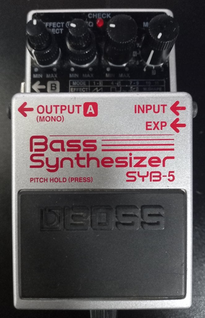 BOSS SYB-5 Bass Synthesizer — pédale synthé pour basse, Musique & Instruments, Effets, Enlèvement, Comme neuf