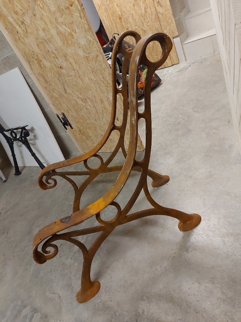 Pieds en fonte, Jardin & Terrasse, Bancs de jardin, Enlèvement, Comme neuf, Métal