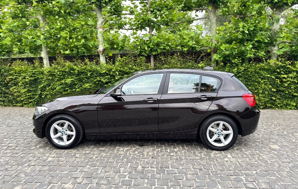 BMW 118i Sparkling brown / cognac leder / Overname mogelijk, Autos, Achat, Euro 6, Entreprise, Boîte manuelle