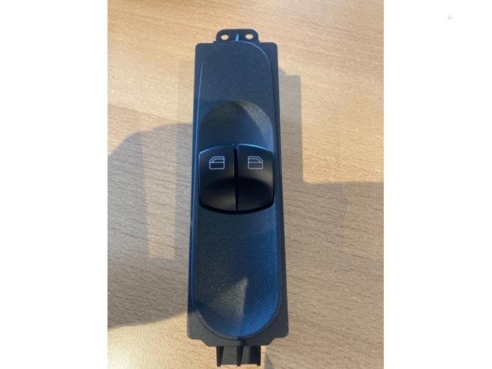Commutateur vitre électrique d'un Mercedes Sprinter, Neuf, 3 mois de garantie, -, -