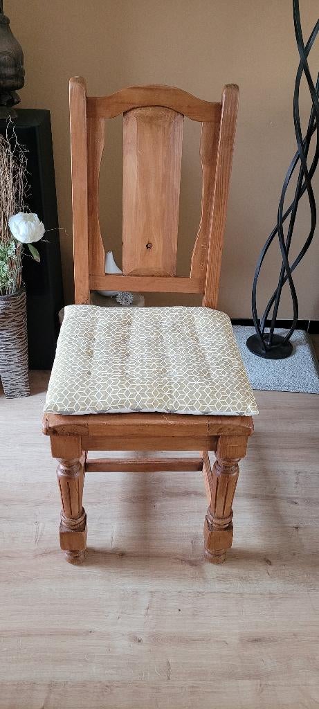 Grenen stoelen met kussens, Ophalen, Gebruikt, Bruin, Landelijk