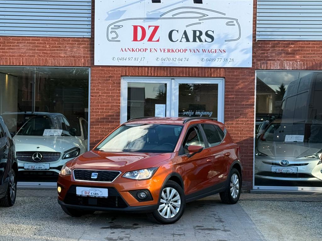 SEAT ARONA 1.6TDI 95PK |NAVI | APPLE CARPLAY|CRUISE CONTROL, Voorwielaandrijving, Stof, 1600 cc, Bedrijf