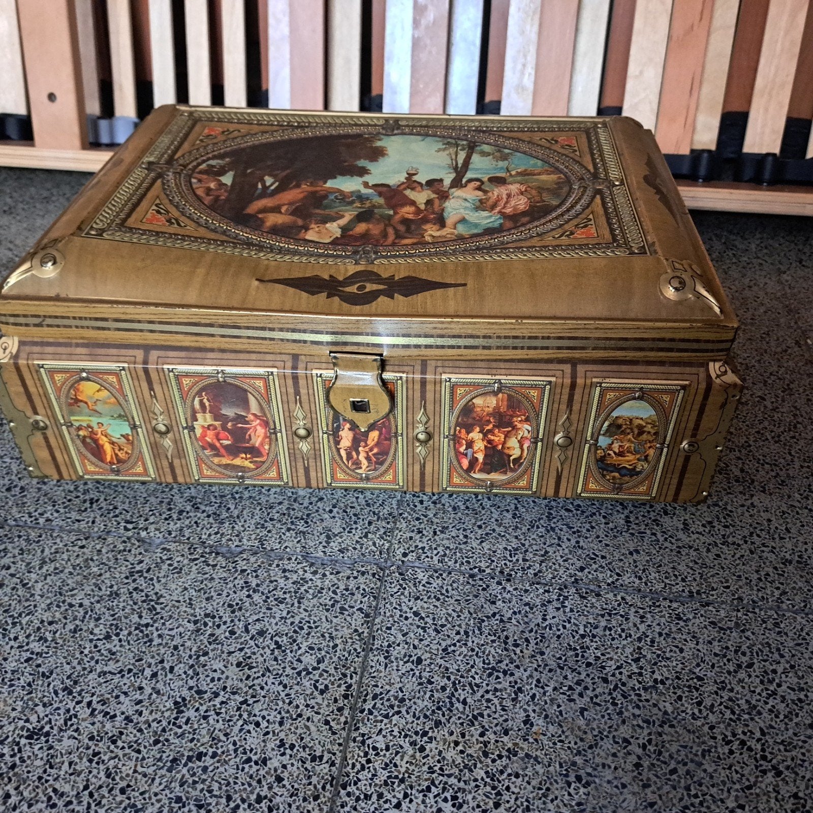 oud metalen kist, Ophalen, Minder dan 50 cm, Gebruikt, Minder dan 50 cm