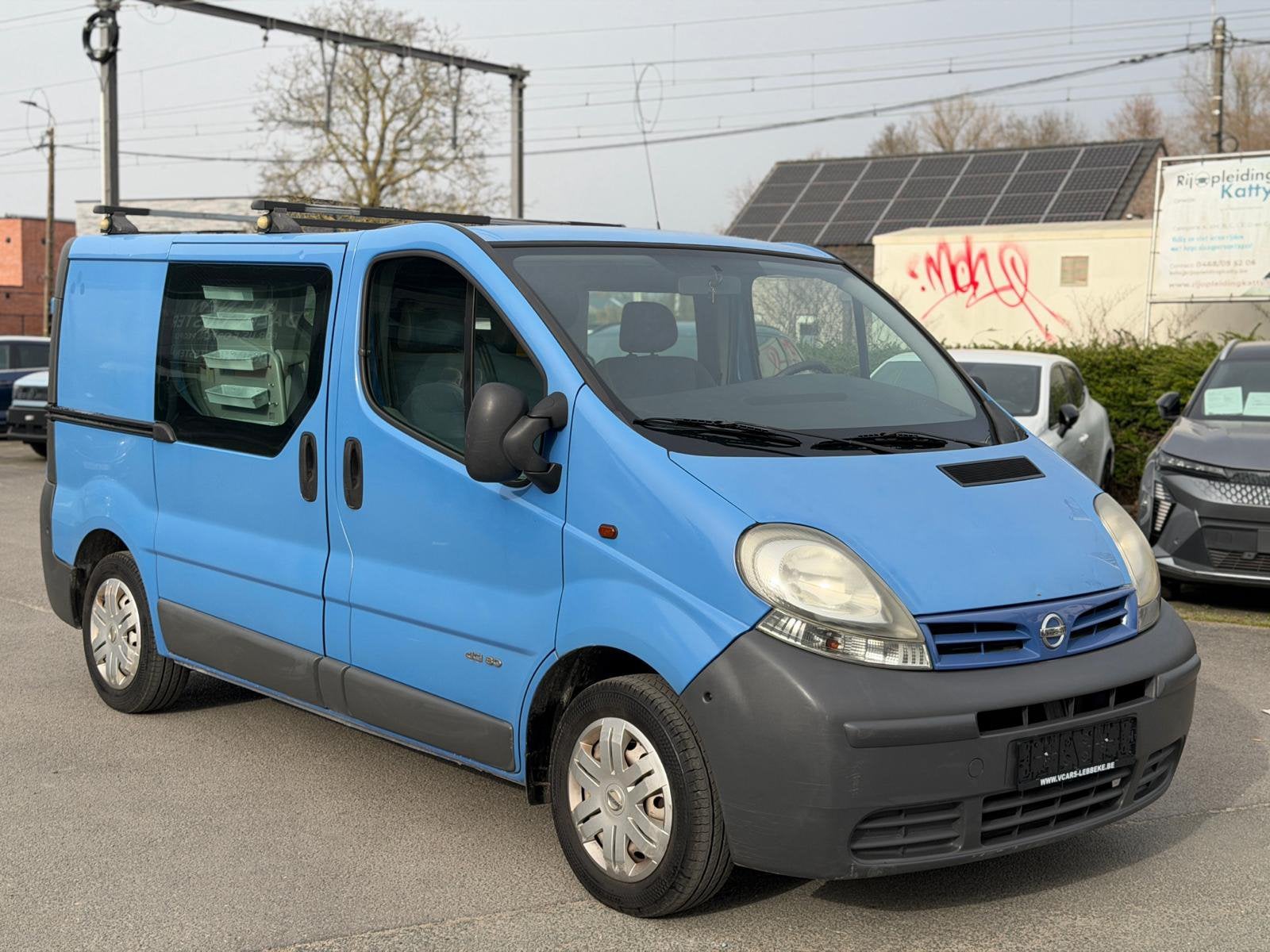 Nissan primastar 1ste eig. DUBBELE CABINE 6pl+ keuring vvk, Auto's, Bluetooth, Bedrijf, Te koop, Handgeschakeld