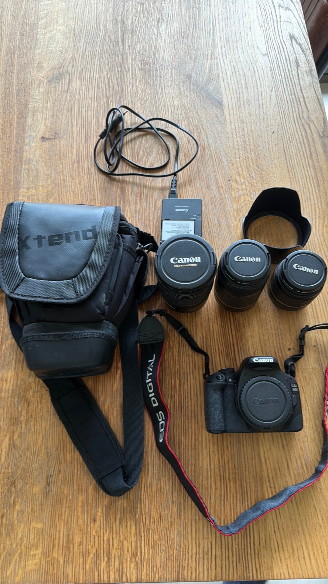 Canon 550D met bijbehorende lenzen, Audio, Tv en Foto, Fotocamera's Digitaal, Ophalen, Gebruikt, Spiegelreflex, Canon