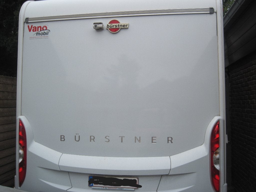 Kamper Burstner Lyseo, Caravans en Kamperen, Standaard zit, Ringverwarming, 7 tot 8 meter, Tot en met 3