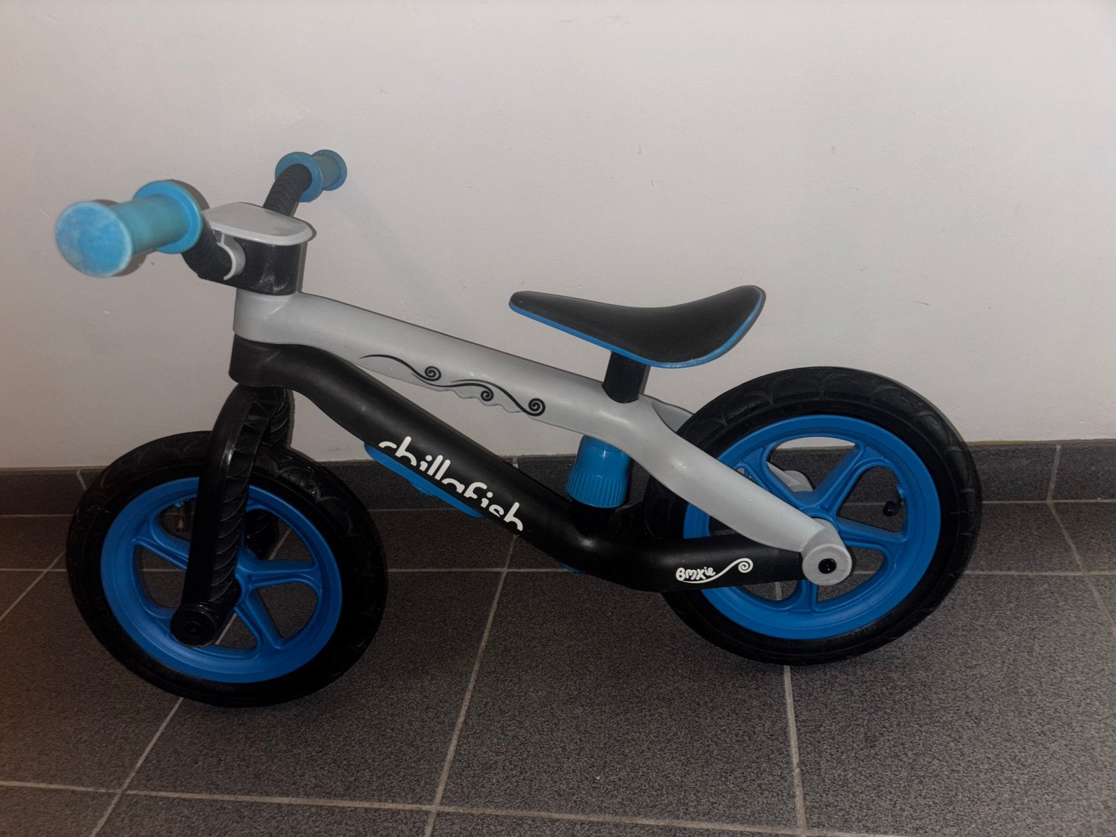 Chillafish Loopfiets BMXie blauw, Fietsen en Brommers, Fietsen | Kinderfietsjes, Ophalen, Zo goed als nieuw