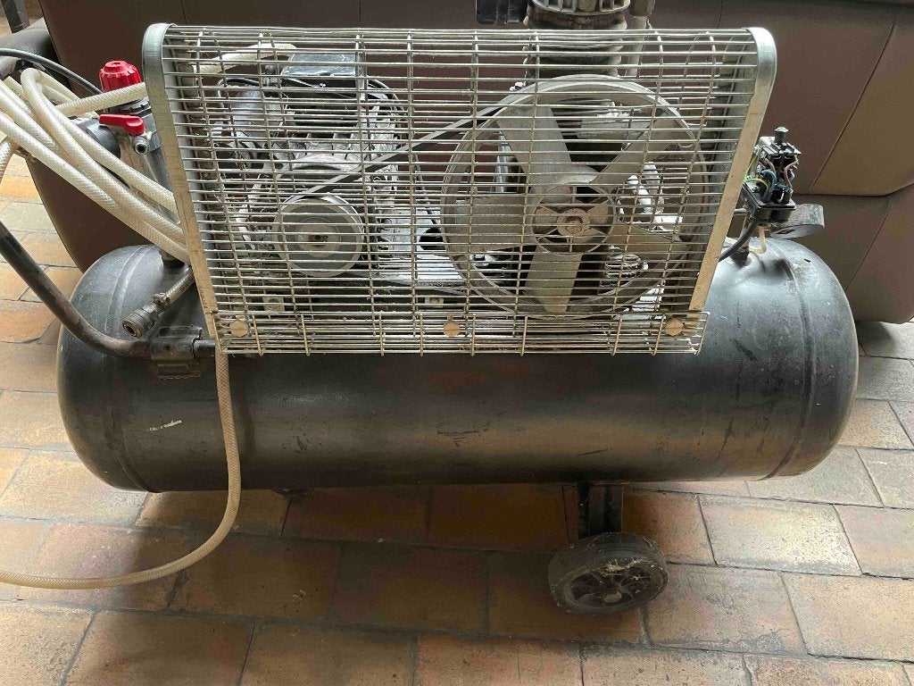 luchtcompressor, Ophalen, Gebruikt, 6 tot 10 bar, 400 tot 800 liter/min