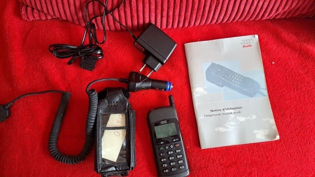 mobile AUDI AEG Handsfree Phone 4A0035741A, Collections, Enlèvement ou Envoi