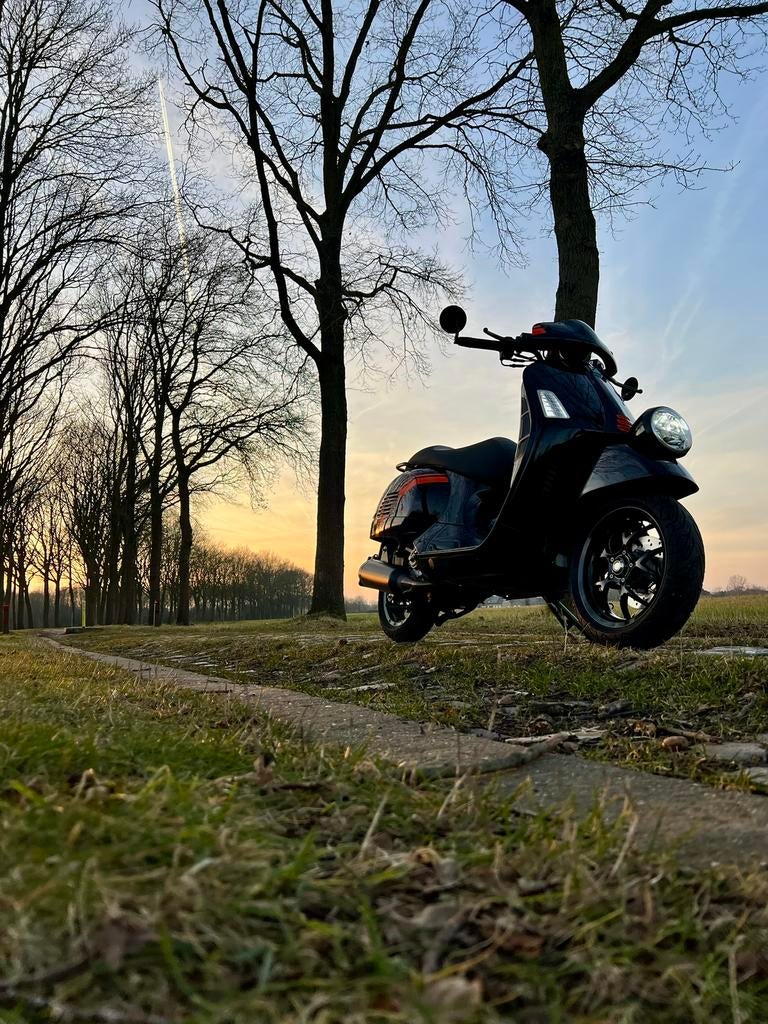 Vespa GTV300 HPE Uniek, Enlèvement, Comme neuf