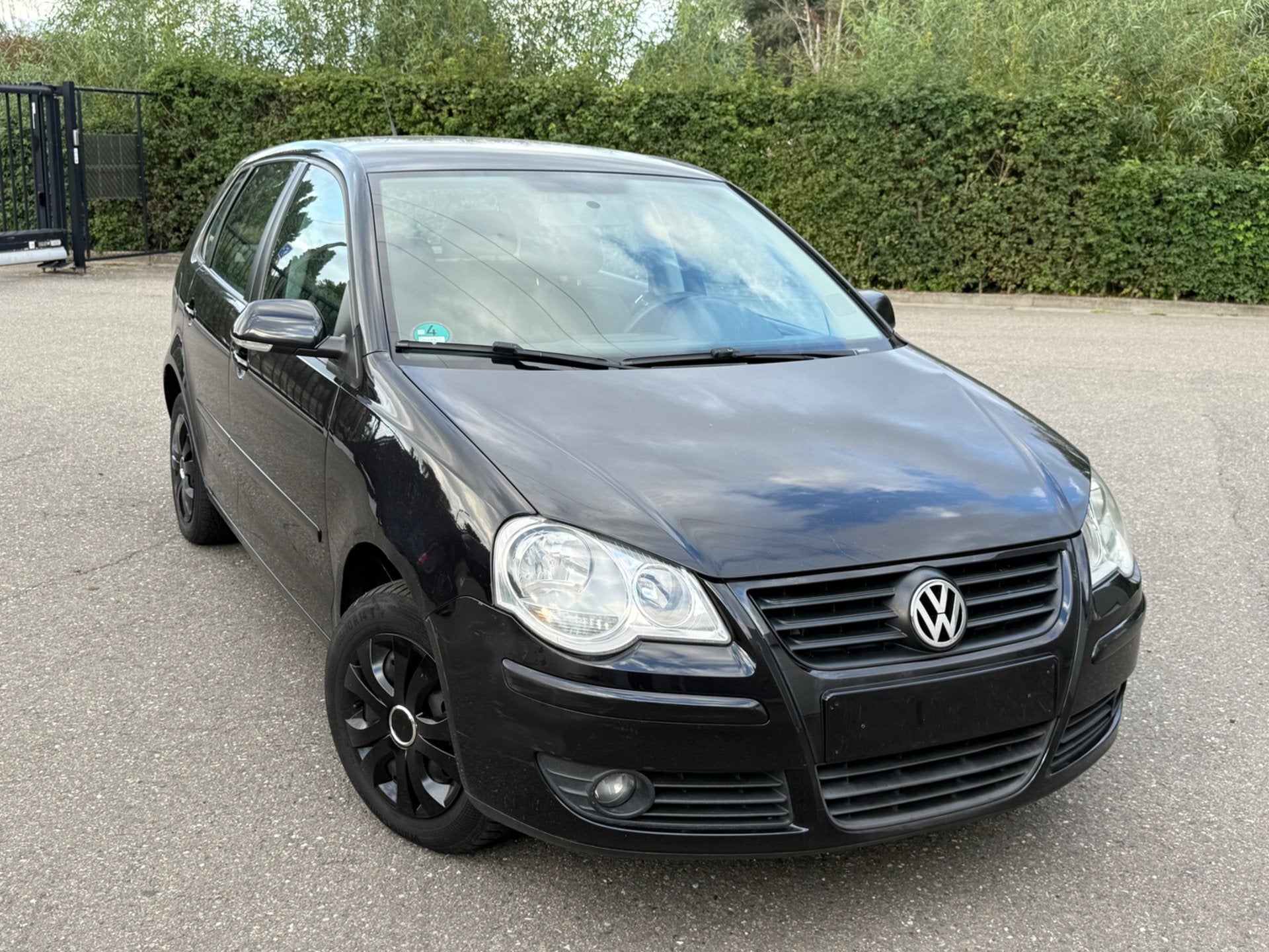 Volkswagen Polo 1.4 Benzine – 2008 – 179.414 km, Auto's, Voorwielaandrijving, Gebruikt, Zwart, Bedrijf