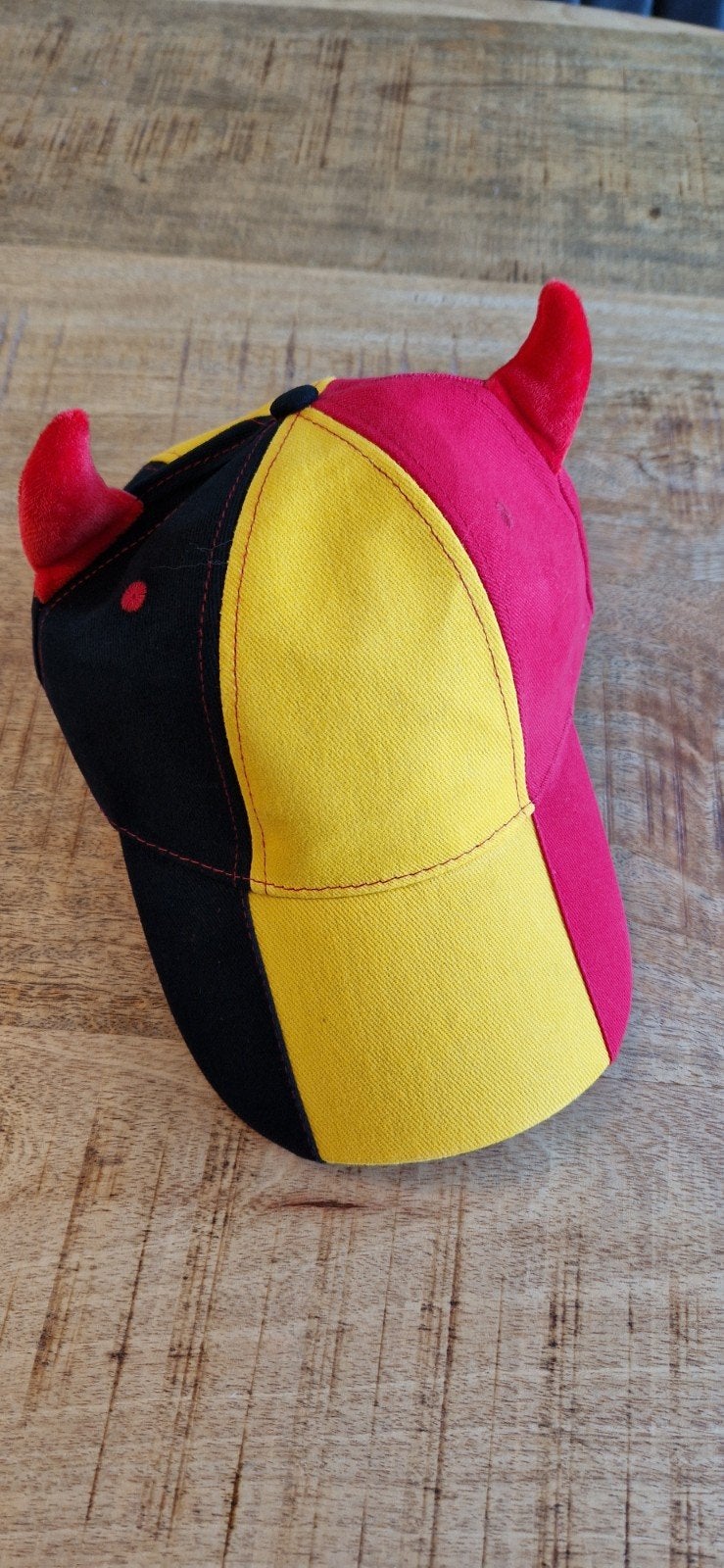 Pet NIEUW, niet gebruikt - maat verstelbaar S - M - L, Vêtements | Hommes, Chapeaux & Casquettes, Enlèvement ou Envoi, Neuf, Casquette