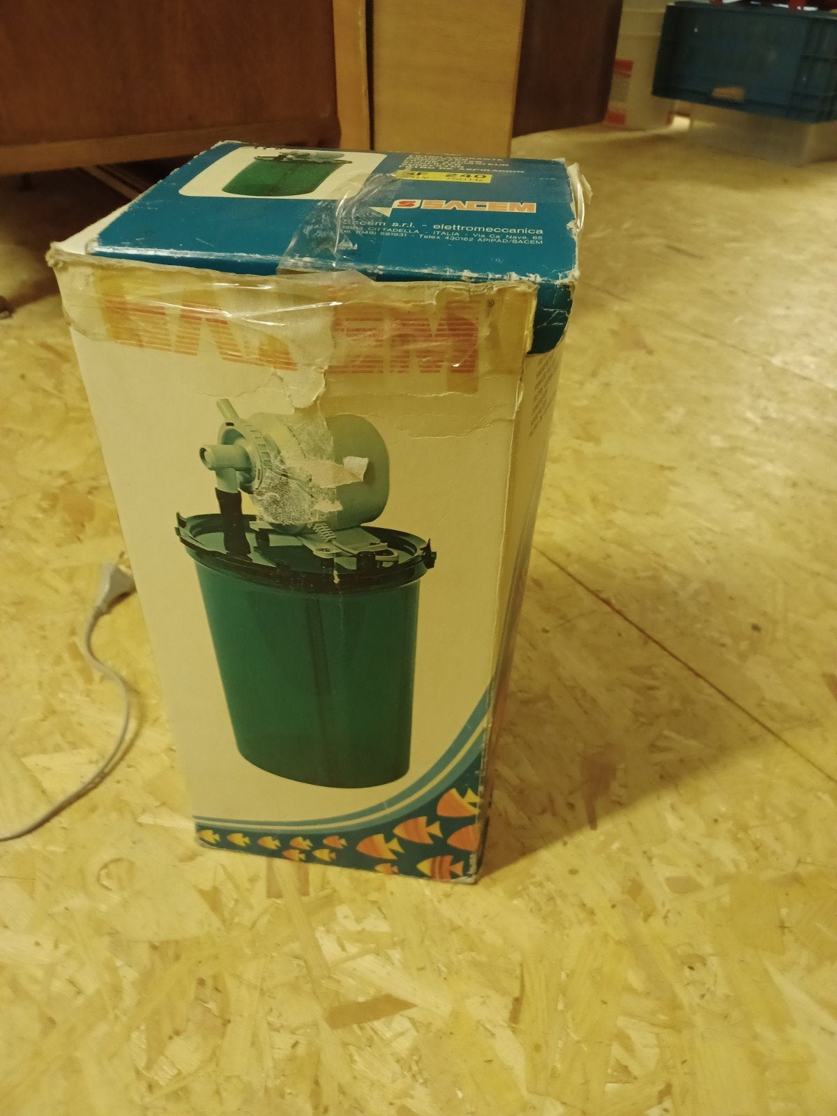 Aquarium pomp ., Ophalen