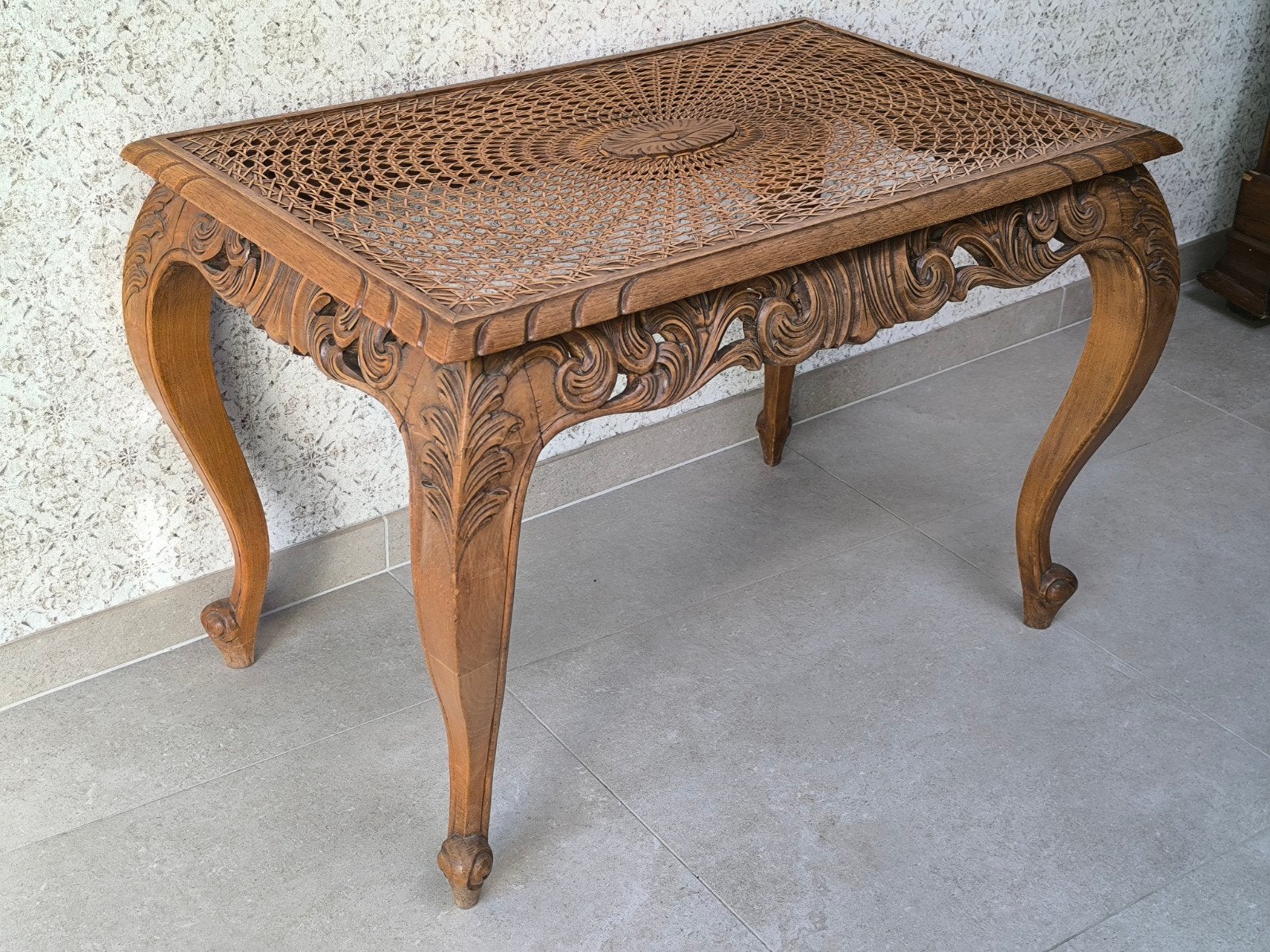Table de salon en bois antique (Bon état!), Maison & Meubles, Tables | Tables de salon, 50 – 75, 50 à 100 cm, Enlèvement, Utilisé