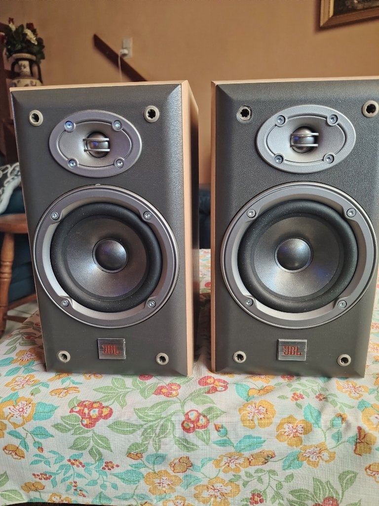 Enceintes JBL E20, Enlèvement, Comme neuf