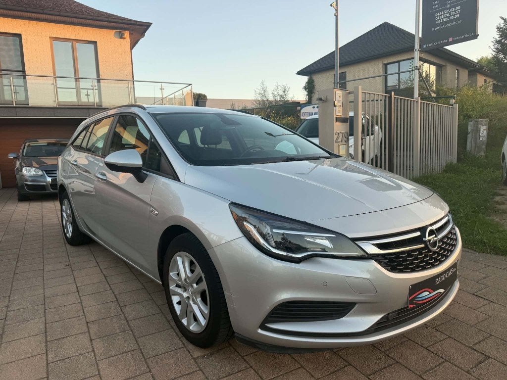 Opel Astra à essence automatique 2017, Argent ou Gris, Achat, Entreprise, 5 portes