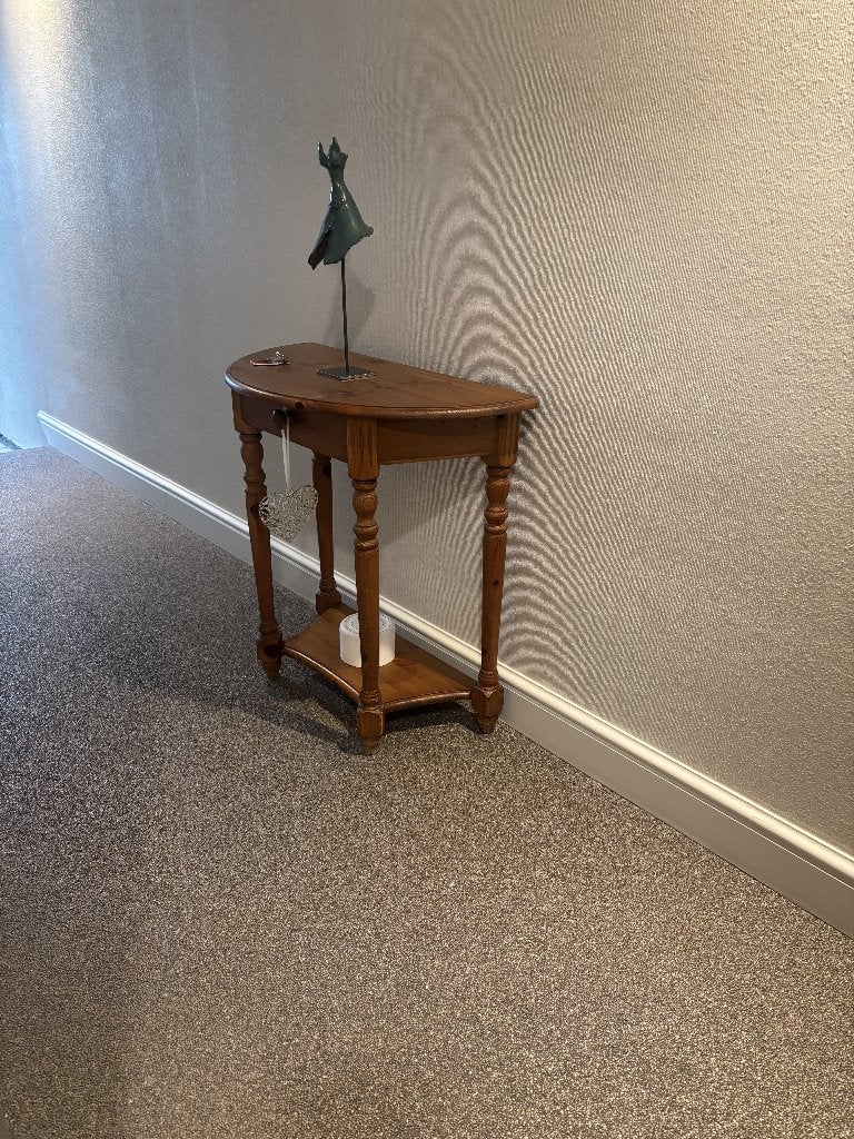 Bijzet tafeltje grenenhout, Ophalen