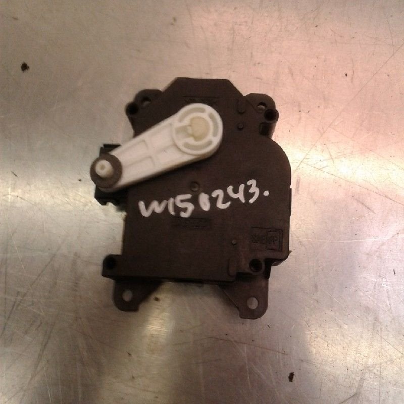 KACHELSTELMOTOR Honda Insight (ZE2) (|1138002330|), Gebruikt, Honda