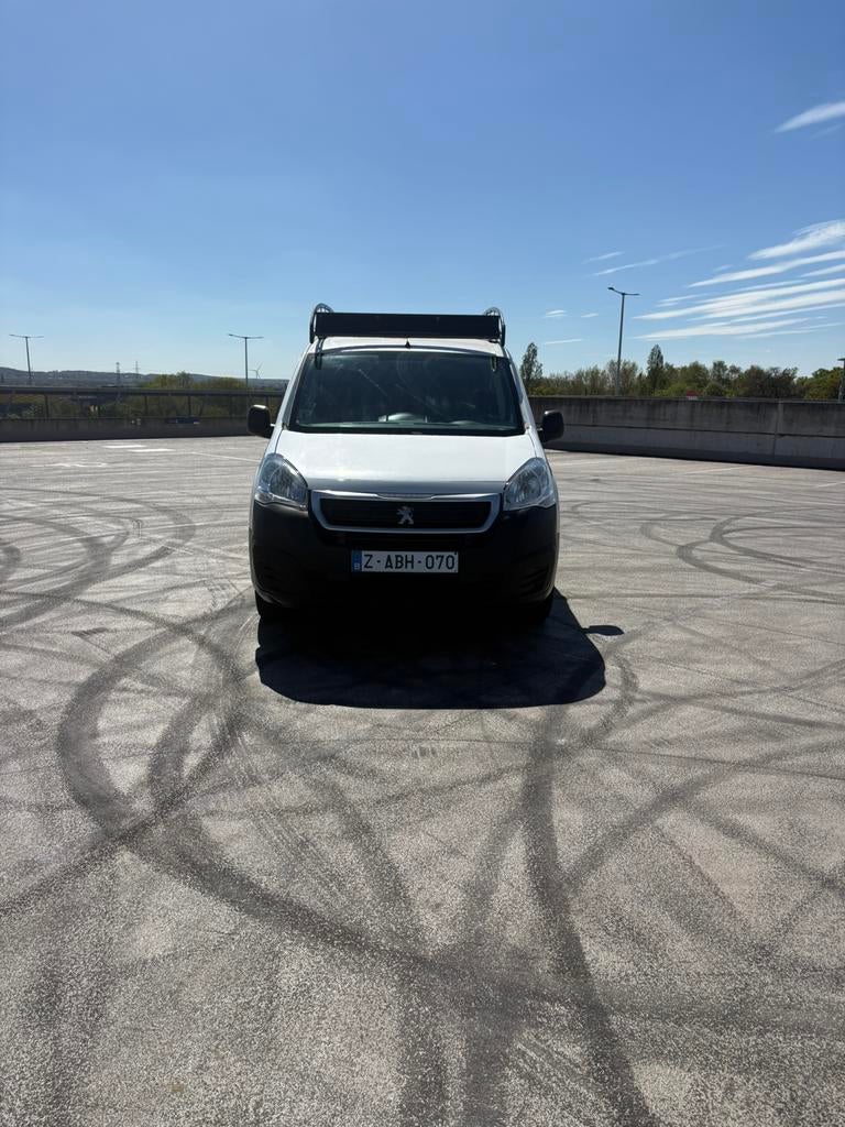 peugeot partner 11/2018, Autos, Peugeot, Euro 6, Entreprise, 3 places, Boîte manuelle