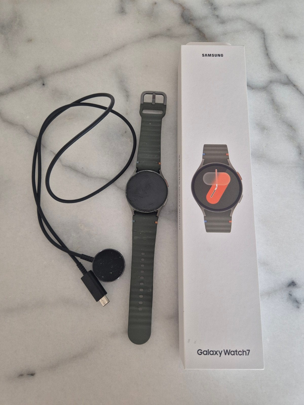 samsung galaxy watch 7, Étanche, Utilisé, La taille, Samsung Galaxy watch 7 40mm