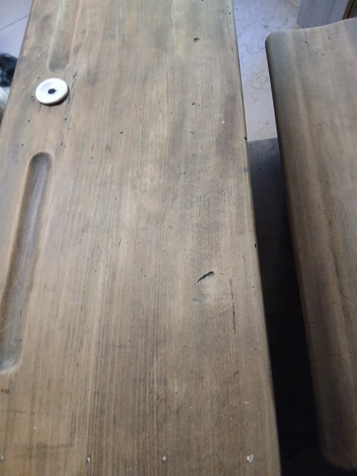 ancien bureau d écolier, Enlèvement