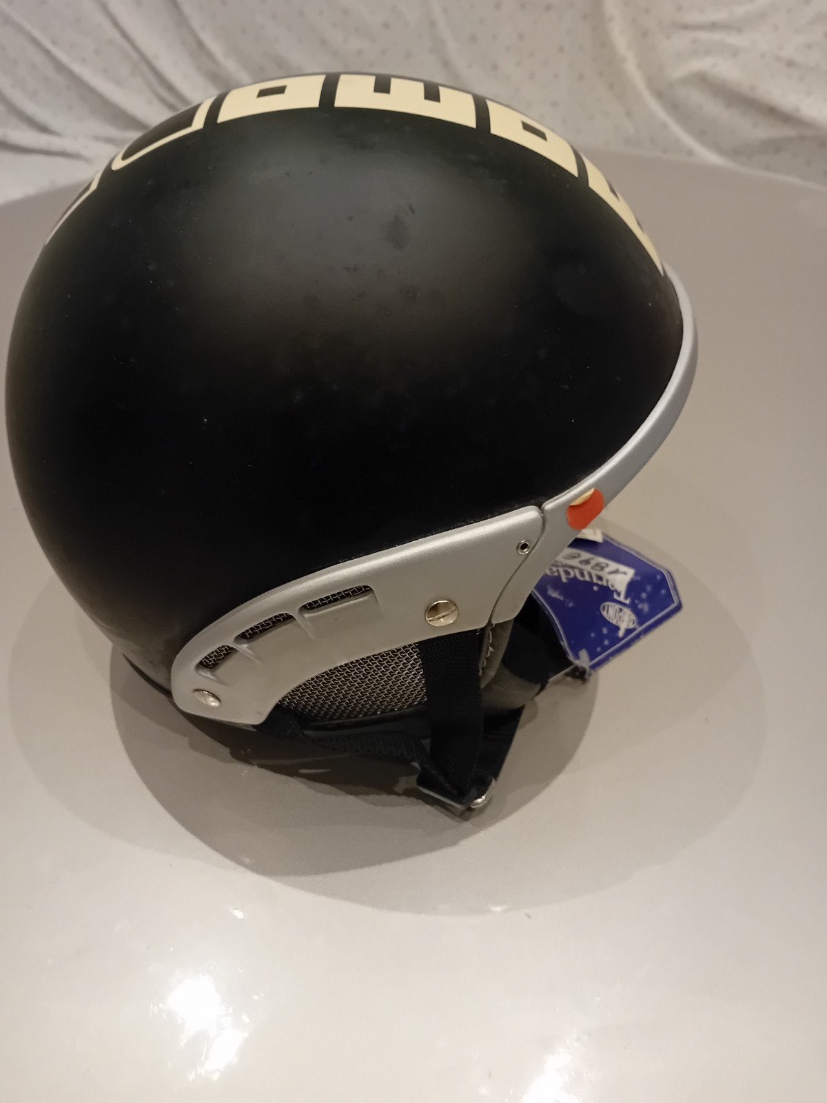 2 momo-designhelmen, maat XS en XXS, Motoren, Kleding | Motorhelmen