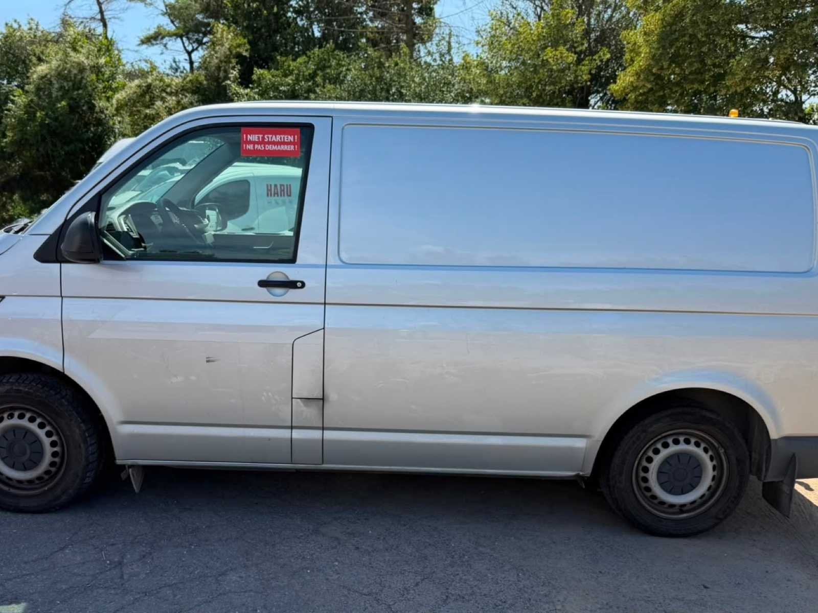 VW Transporter 2.0tdi 2020 manuel - climatisation, Autos, Achat, Euro 6, Entreprise, Volkswagen