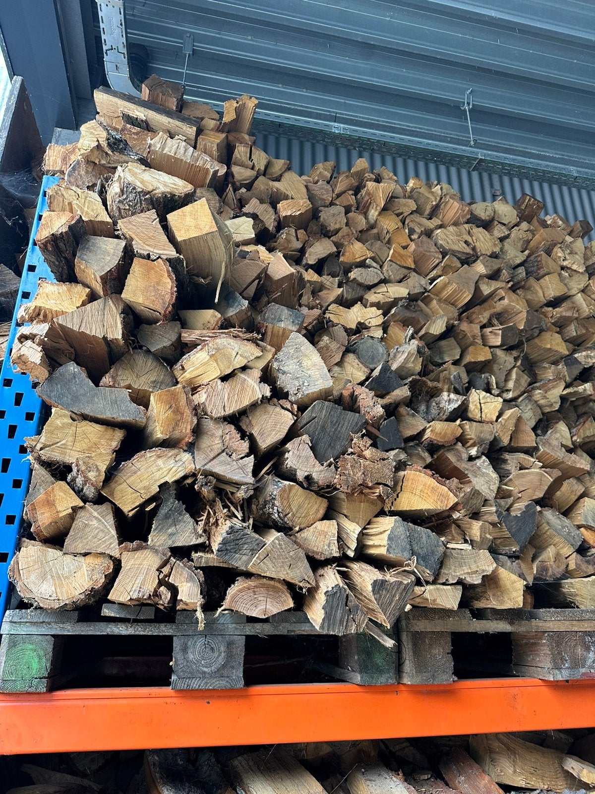 Brandhout gezaagd gekliefd gedroogd grotendeels eik!, 6 m³ ou plus, Enlèvement, Chêne, Bûches
