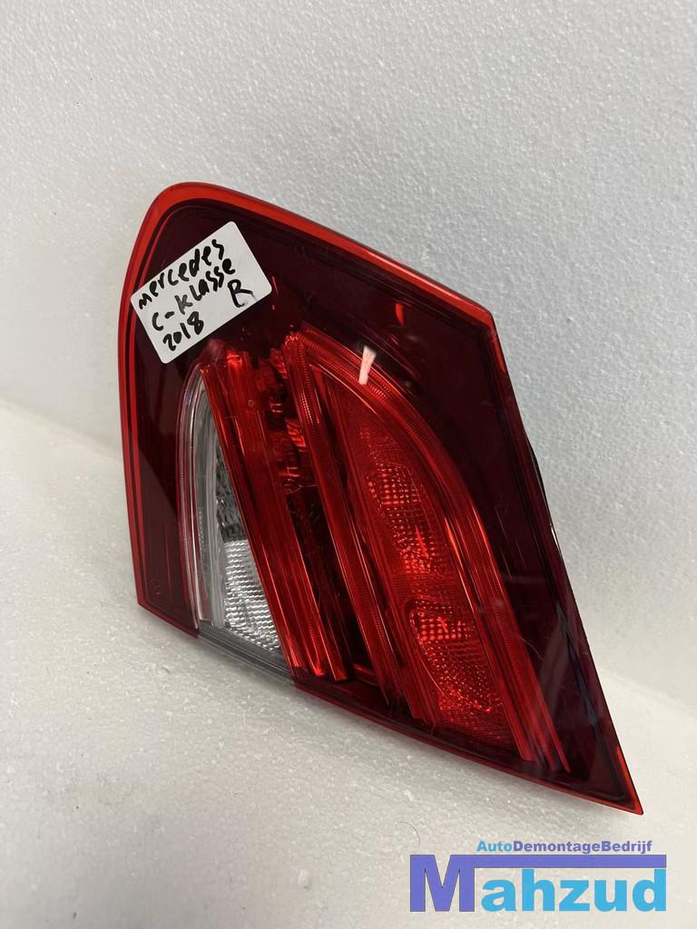 MERCEDES C klasse coupe C205 Rechts binnen achterlicht 2016+, Auto-onderdelen, Gebruikt, Mercedes-Benz AG, Mercedes-Benz, Mercedesstrasse 120
70372  Stuttgart, DE