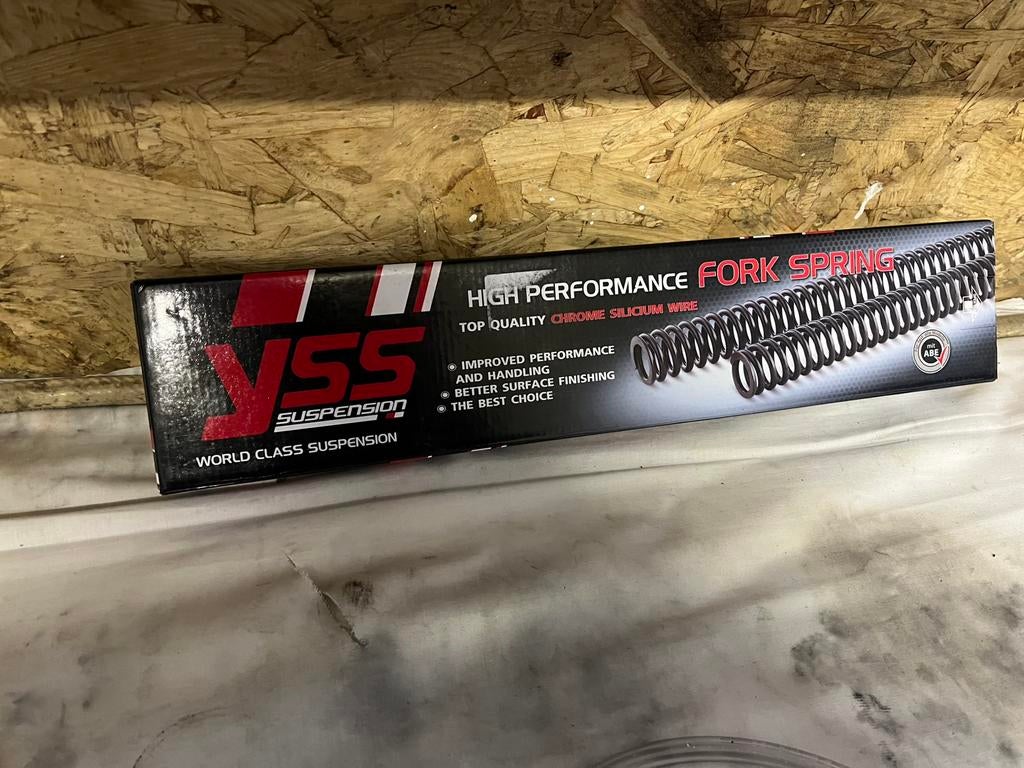 YSS progressieve veren suzuki sv 650/ rgv 250 yamaha fzr400, Ophalen of Verzenden, Nieuw