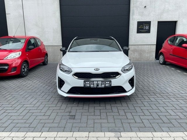Kia Proceed GT 1.6T GDI DCT Benzine, Panoramadak, Automaat, Dealer onderhouden, 4 cilinders, Alcantara, Wit