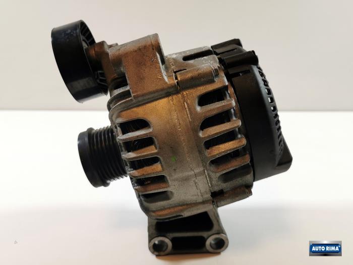 Dynamo d'un Volvo V40, Autos : Pièces & Accessoires, Moteurs & Accessoires, Volvo, Utilisé, 3 mois de garantie, Enlèvement ou Envoi