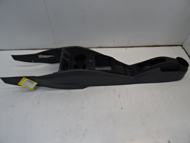 MIDDENCONSOLE Seat Ibiza IV (6J5) (01-2008/06-2017), Auto-onderdelen, Gebruikt, Service@seat.de, Seat Deutschland GmbH, Seat