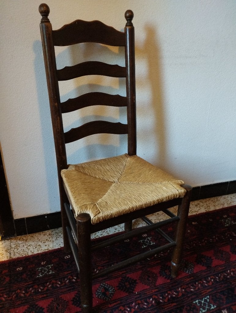Prachtige landelijke houten stoel met gevlochten zitting, Ophalen