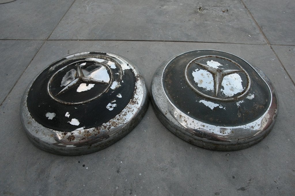 Mercedes Oldtimer wieldeksels (2x), Ophalen