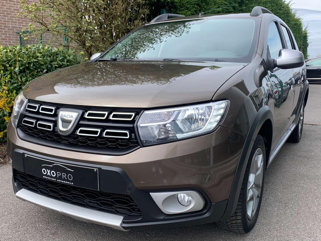 Dacia Logan STEPWAY PLUS / 1.5 dCi 90 CV / Gps / Airco / Cam, Autos, Dacia, Achat, 90 ch, Euro 6, Entreprise