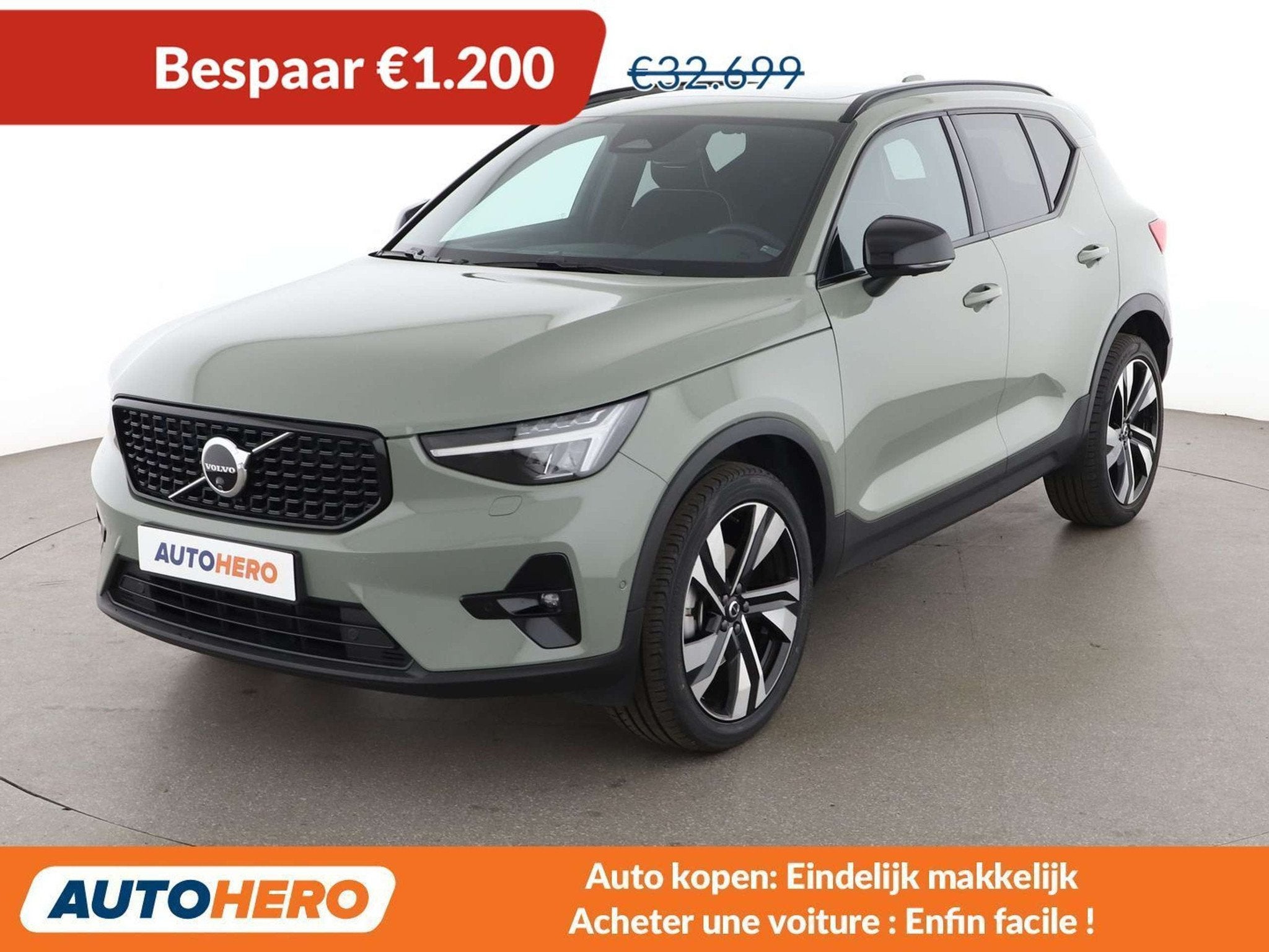 Volvo XC40 2.0 B3 Mild-Hybrid Ultra Black Edition 2WD, Autos, Achat, Euro 6, 1688 kg, Noir