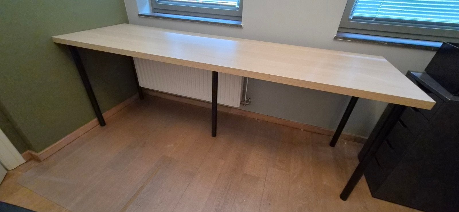 Bureautafel, Ophalen
