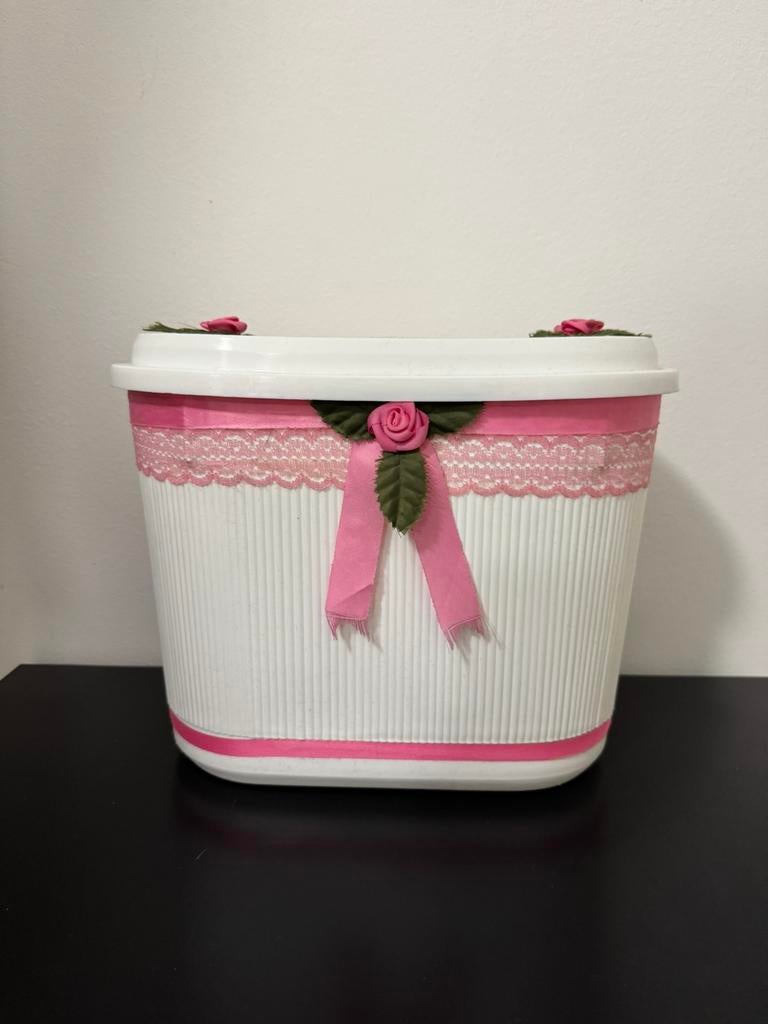 Poubelle princesse chambre fille, Enlèvement, Comme neuf