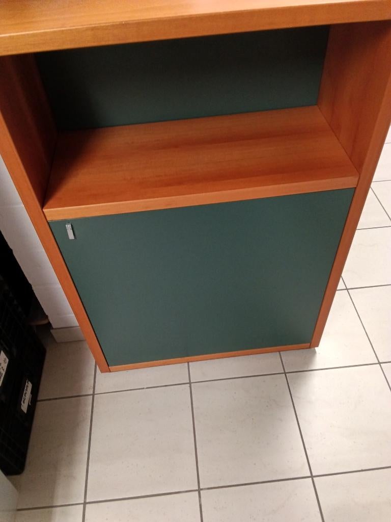 Barkast, Ophalen, Met plank(en), Gebruikt, 100 tot 150 cm