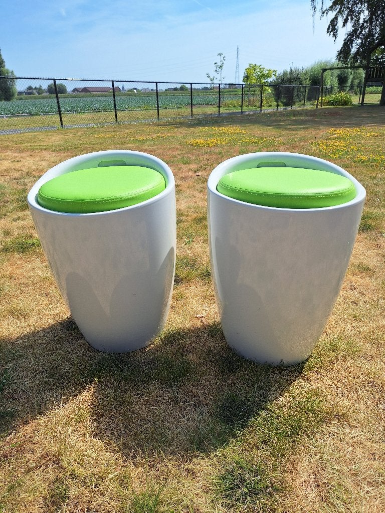 2 bijzetstoeljes, Huis en Inrichting, Stoelen, Ophalen, Kunststof, Twee, Wit